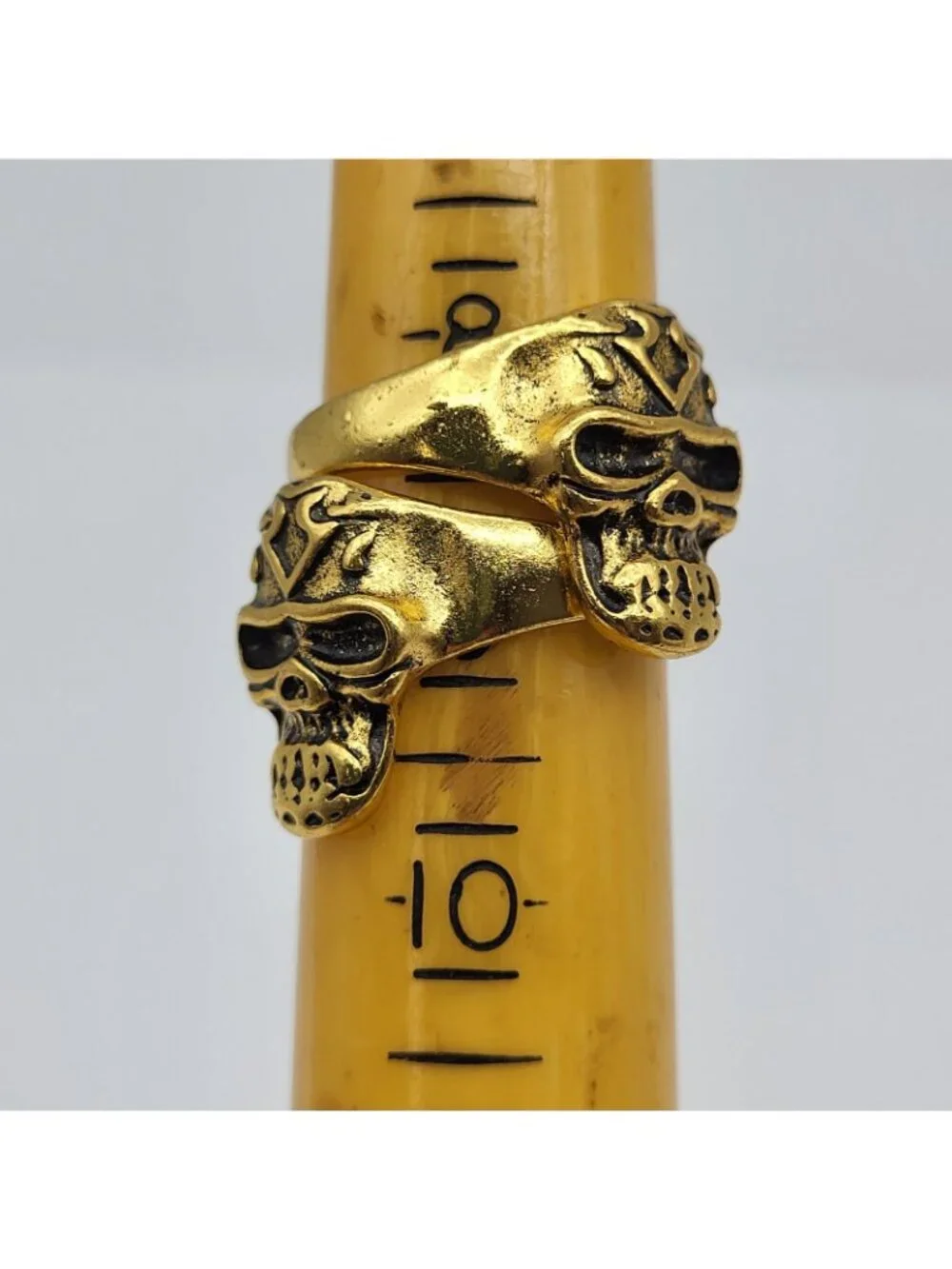 Biker ring Skull rings lot Goth Halloween 8 piece flea market gifts mixed sizes